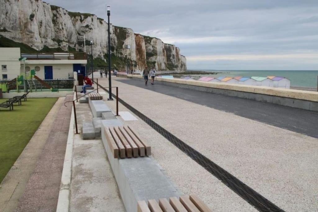Logement A Deux Pas De La Plage Et Des Commerces Le Tréport المظهر الخارجي الصورة